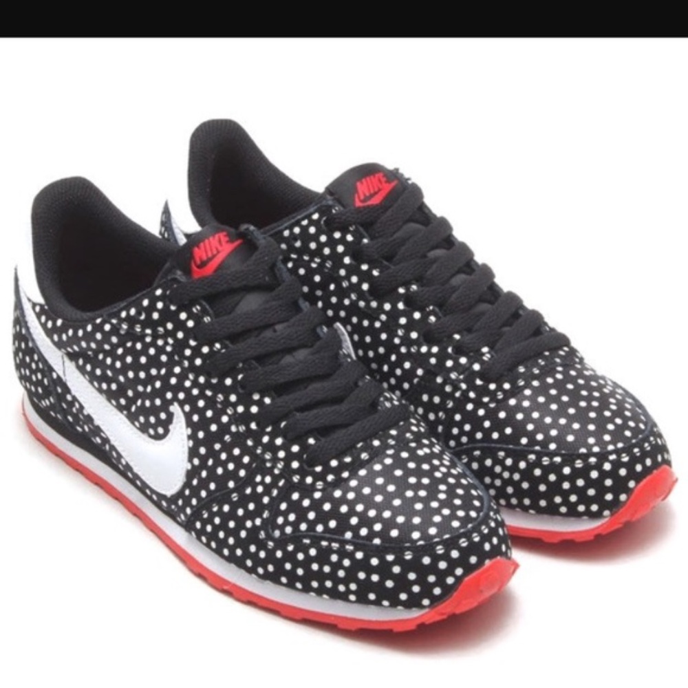 Nike Genicco Polka Dot Sneakers